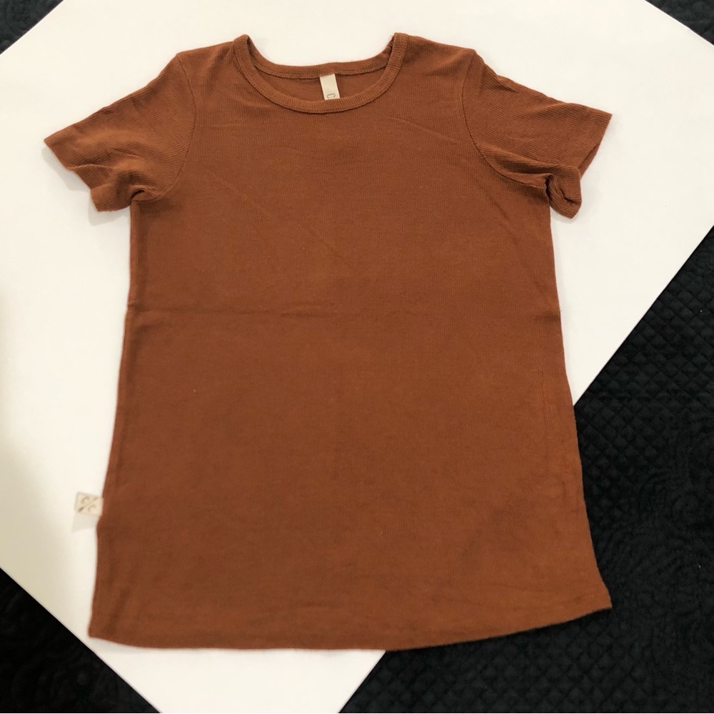 CHILDHOODS Short Sleeve Soft Ribbed Tee • 8/9 Unisex